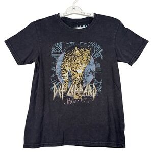 Def Leppard Shirt Hysteria Leopard Graphic Tee XS Womens Band‎ Tee Rock Grunge